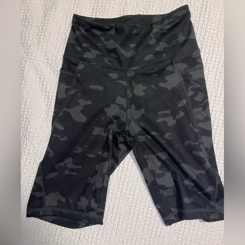 Danskin Black Camo Print Biker Shorts